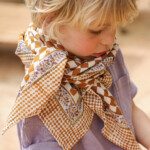 Foulard grand format – Damier caramel