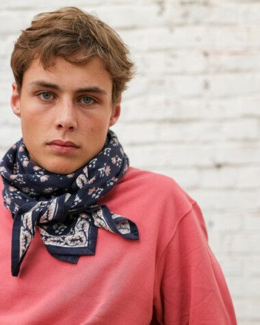 Foulard grand format – Punam Myrtille