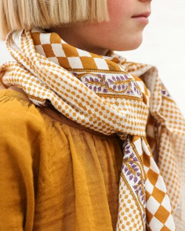 Foulard grand format – Damier caramel