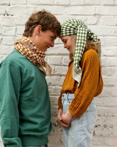 Foulard grand format – Damier caramel