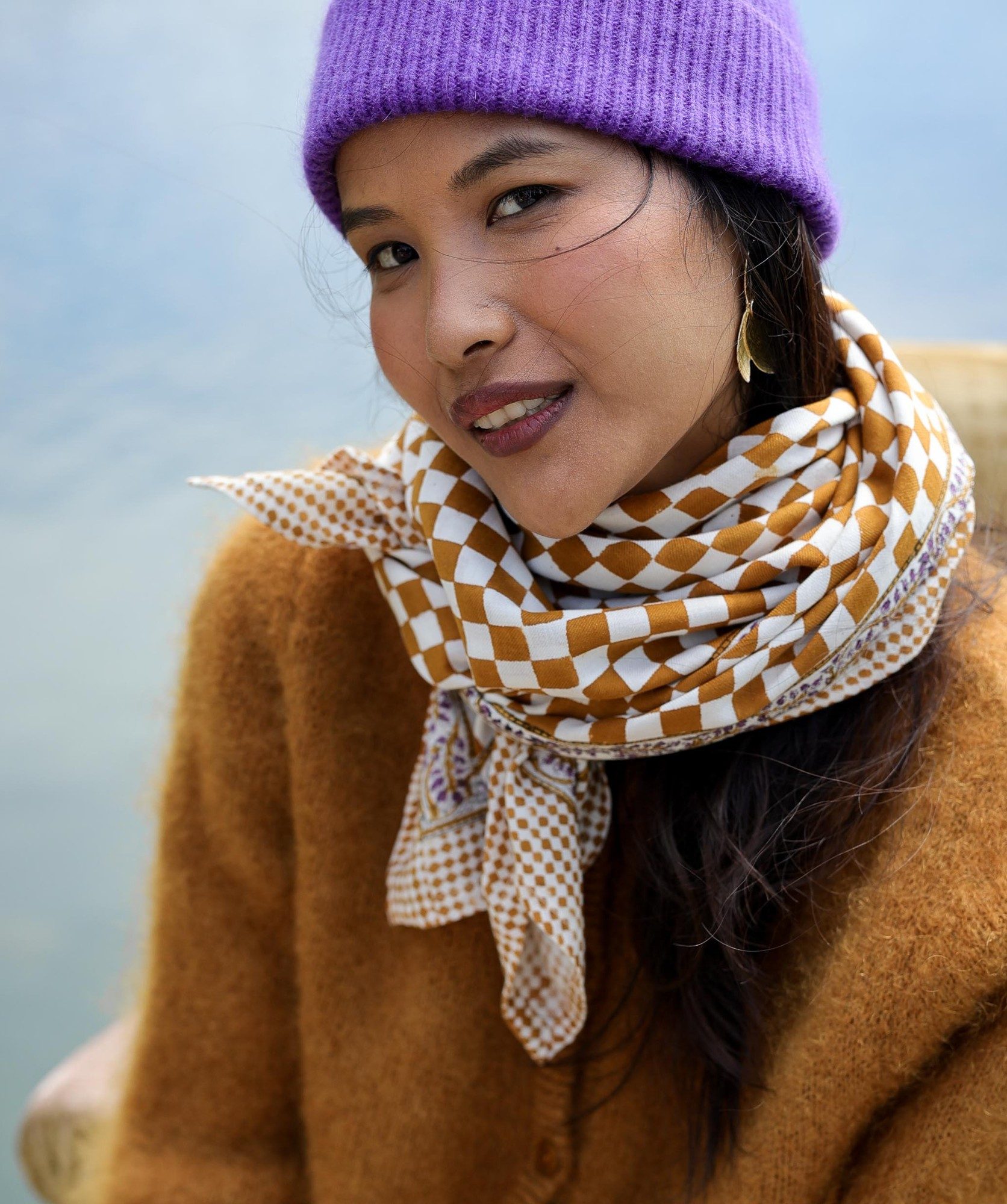 Foulard grand format – Damier caramel