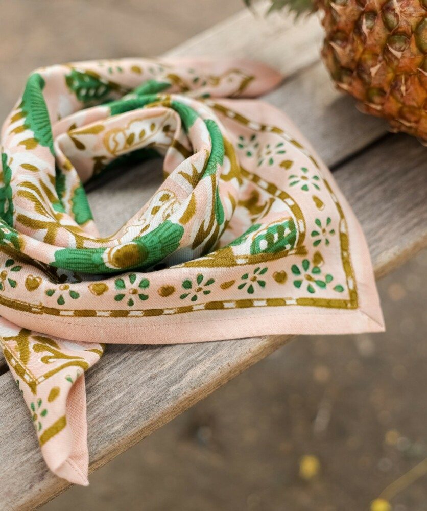 Foulard petit format – Marisol rose poudre