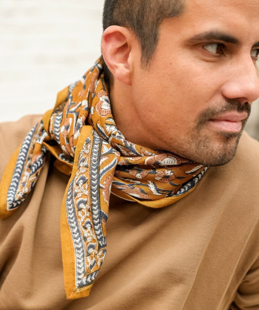 Foulard grand format – Jaya safran