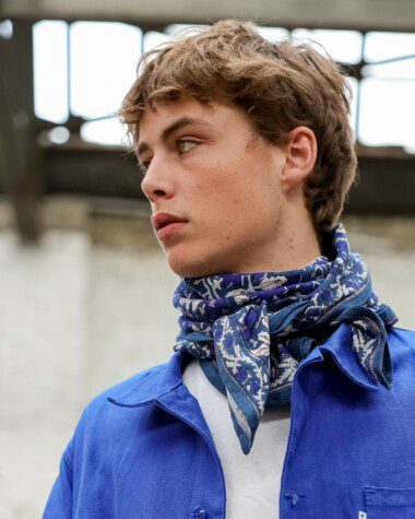 Foulard grand format – Uma Bleu Cobalt