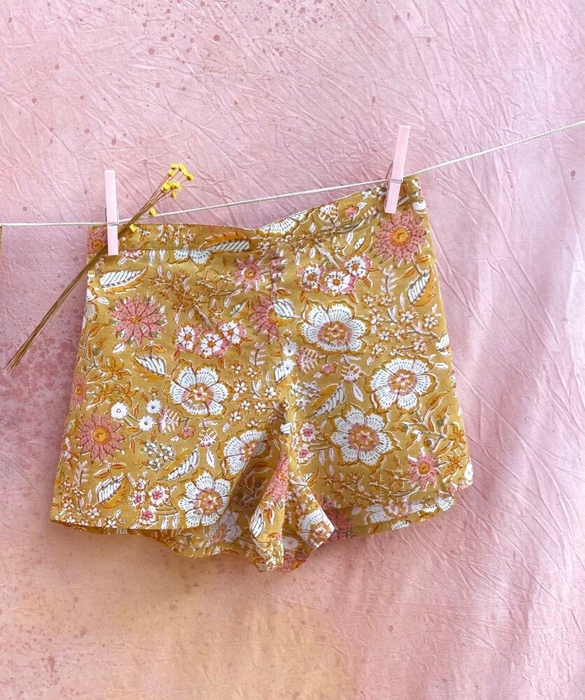 Short Yazia – Solaya