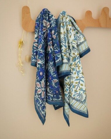 Foulard petit format – Uma bleu cobalt