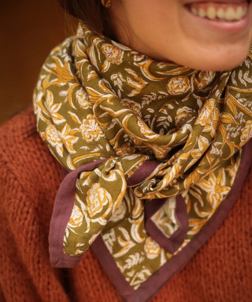 Foulard grand format – Elora Kaki