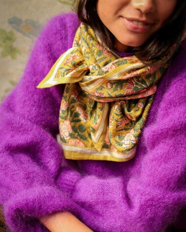 Foulard grand format – Golden Moldave
