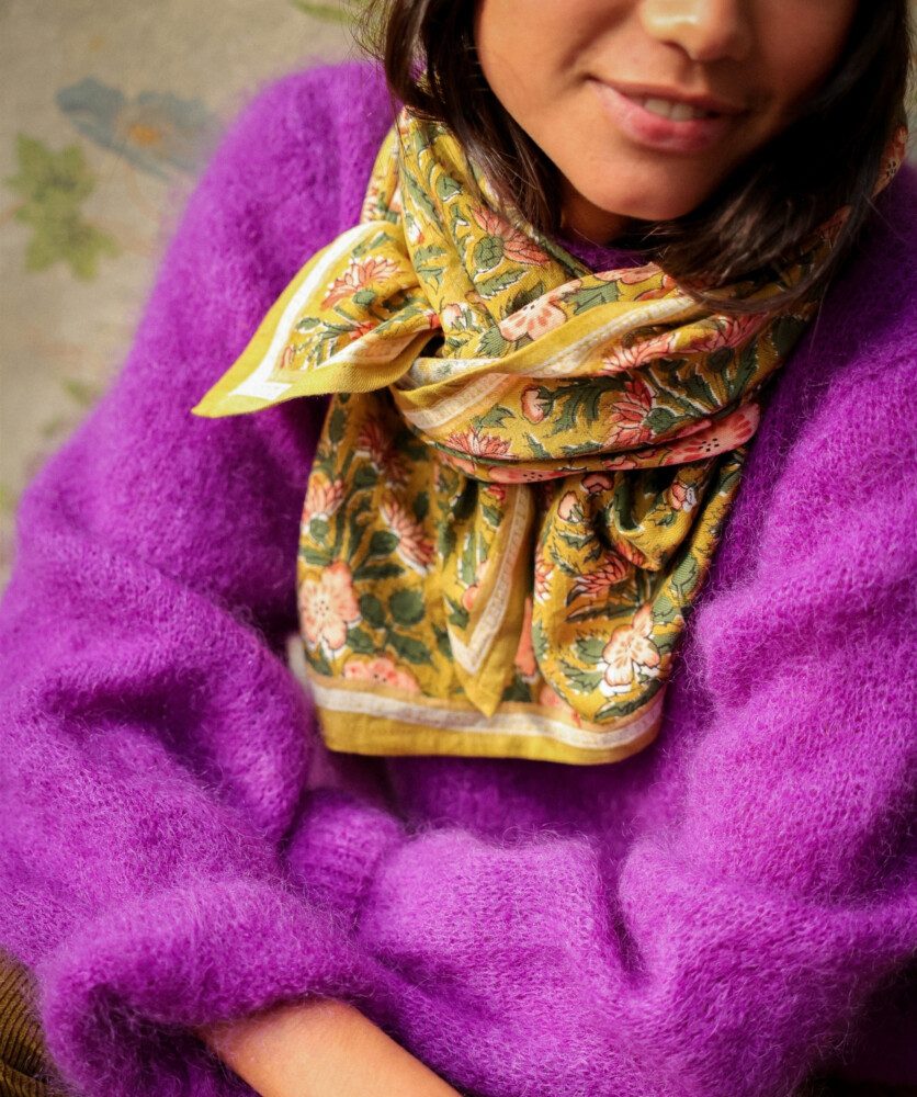 Foulard grand format – Golden Moldave