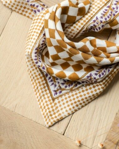 Foulard petit format – Damier caramel