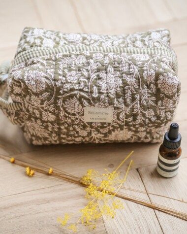 Trousse de toilette petit format – Anjali Kaki