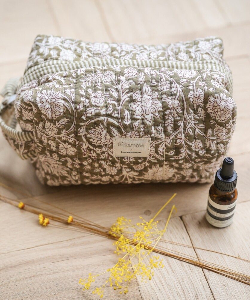 Trousse de toilette petit format – Anjali Kaki