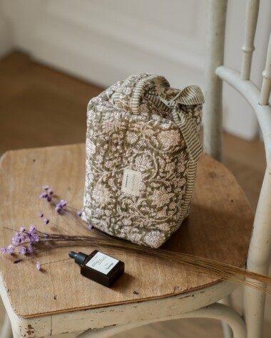 Trousse de toilette petit format – Anjali Kaki