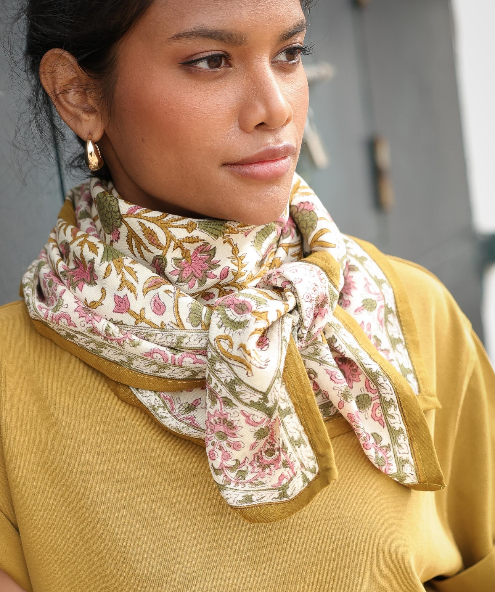 Foulard grand format – Mina Jaspe