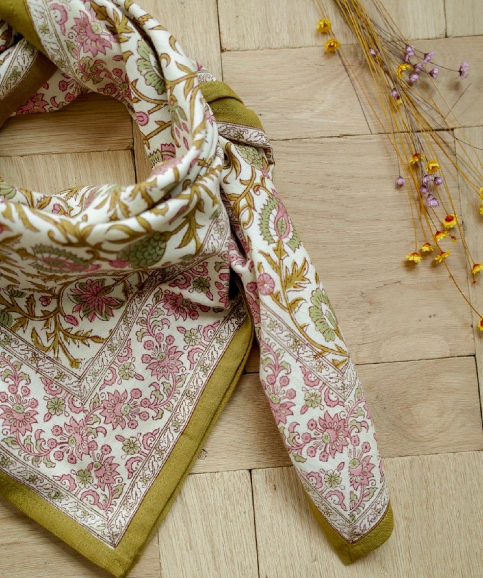 Foulard grand format – Mina Jaspe
