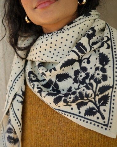 Foulard grand format – Hindi Bandana écru