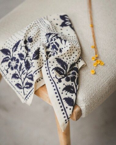 Foulard grand format – Hindi Bandana écru