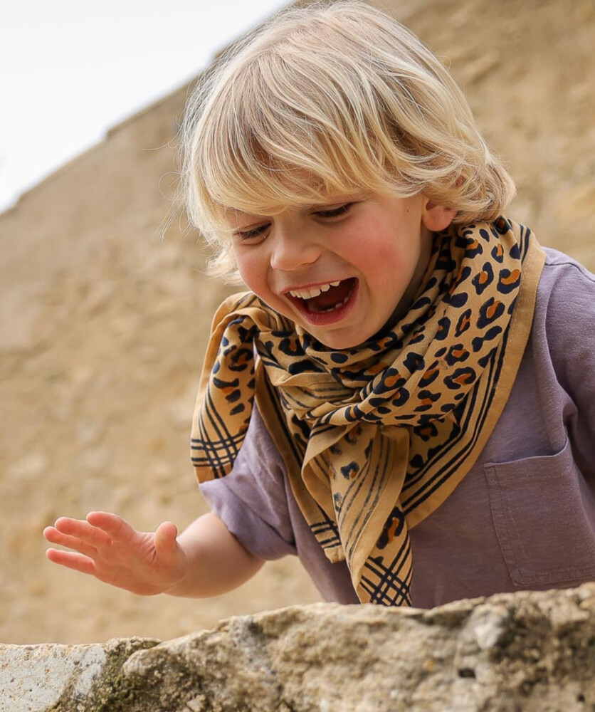 Foulard grand format – Léopard camel