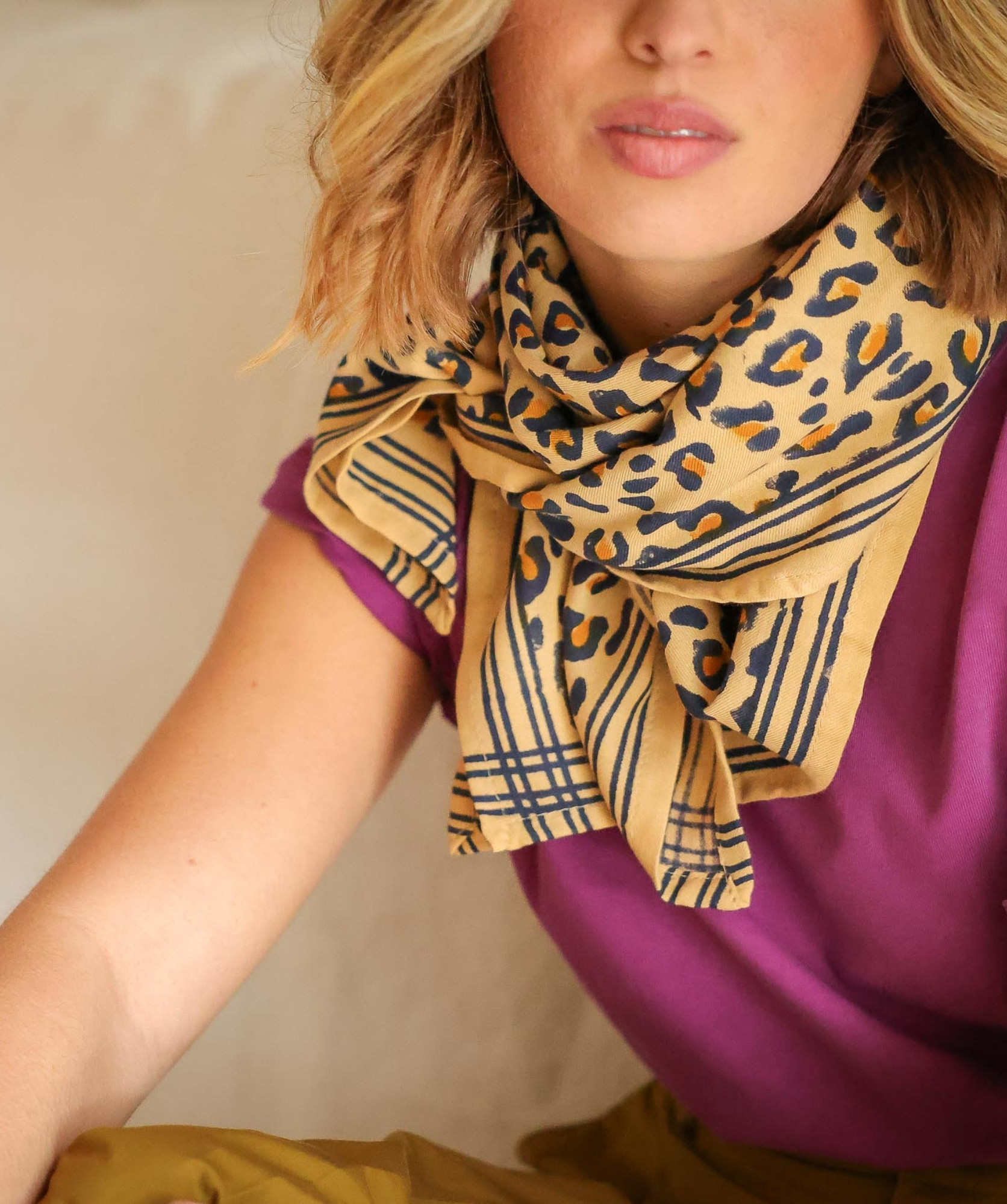 Foulard grand format – Léopard camel