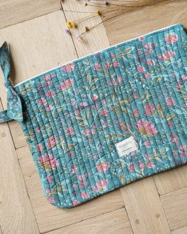 Pochette très grand format / Ordinateur 15′ – Rhapsody Aqua