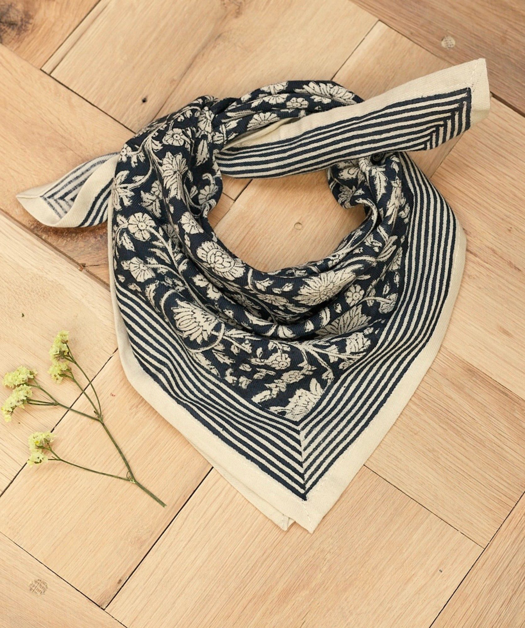 Foulard petit format – Anjali Encre