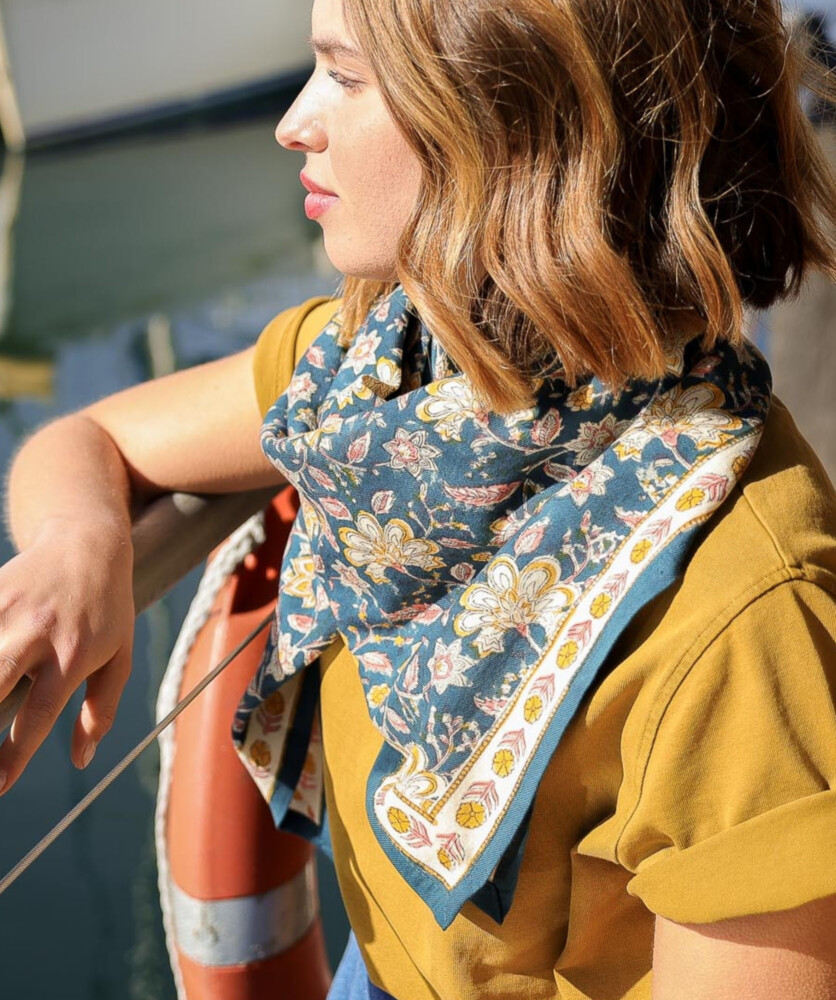 Foulard grand format – Manon Bleu Azur
