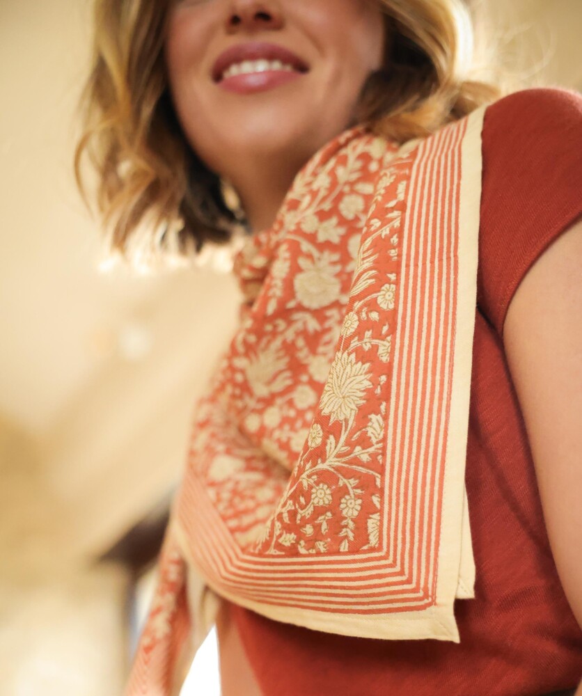 Foulard grand format – Anjali Orange Brûlée