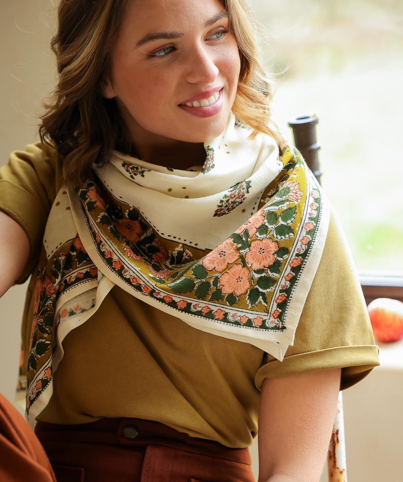 Foulard grand format – Balkan écru