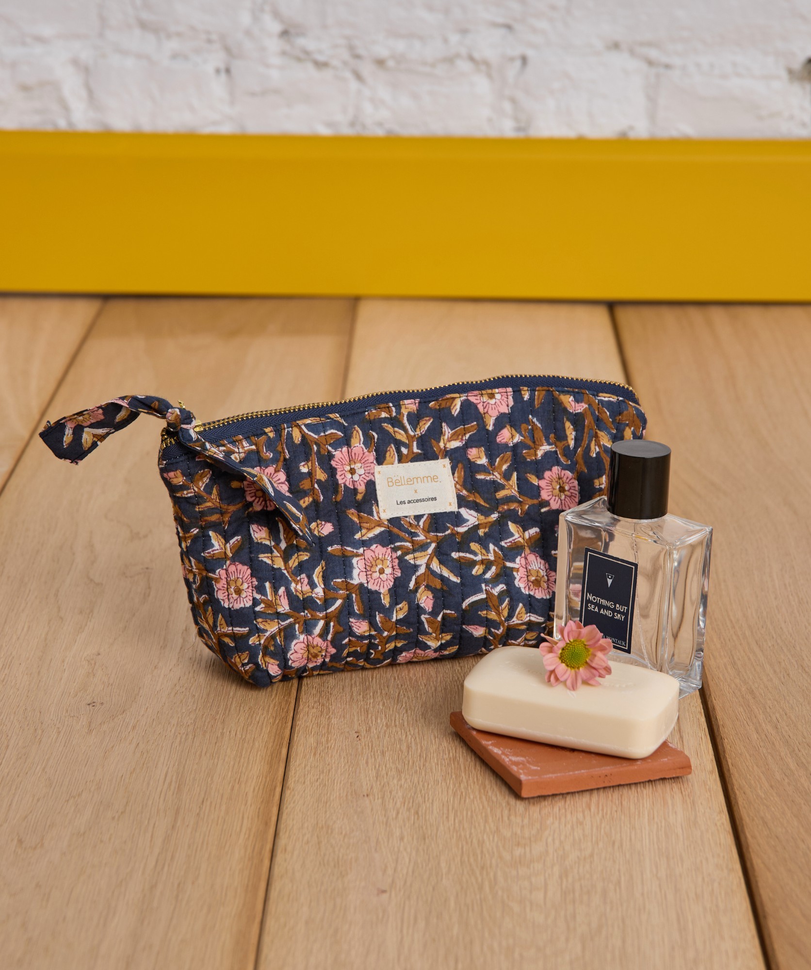 Trousse à maquillage Alma – Scarlett Encre