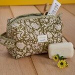 Trousse de toilette petit format – Anjali Kaki