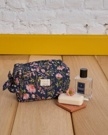 Trousse de toilette petit format – Rhapsody Réglisse