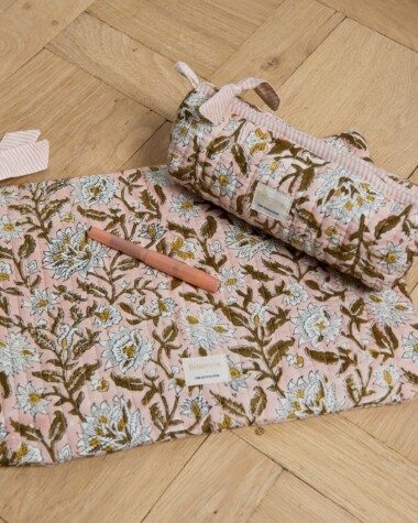 Pochette très grand format / Ordinateur 15′ – Harper Rose d’Eté