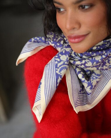Foulard grand format – Anjali Cobalt