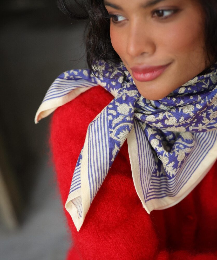 Foulard grand format – Anjali Cobalt