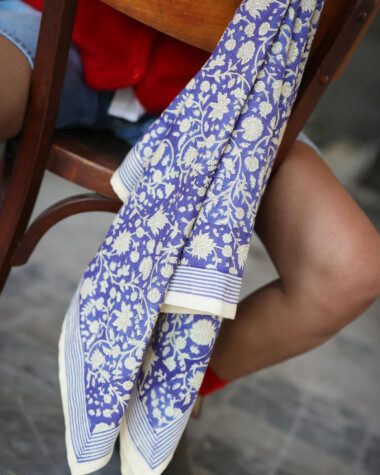 Foulard grand format – Anjali Cobalt