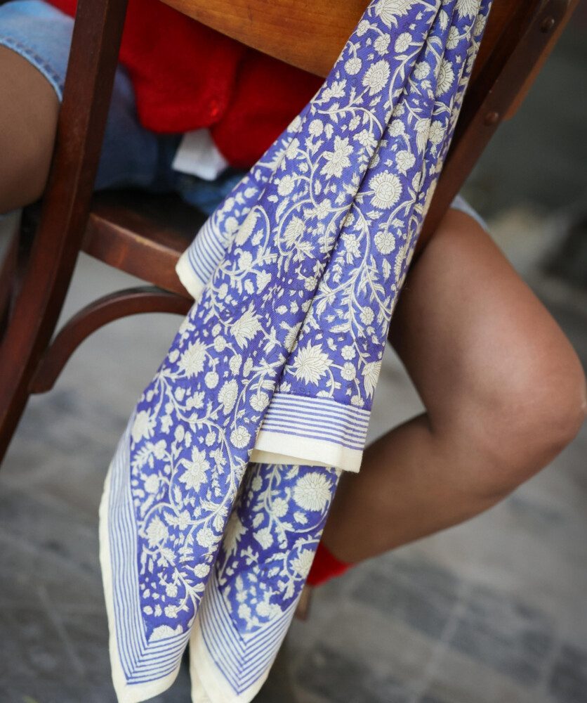 Foulard grand format – Anjali Cobalt