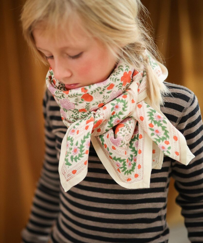 Foulard grand format – Ellis Clémentine