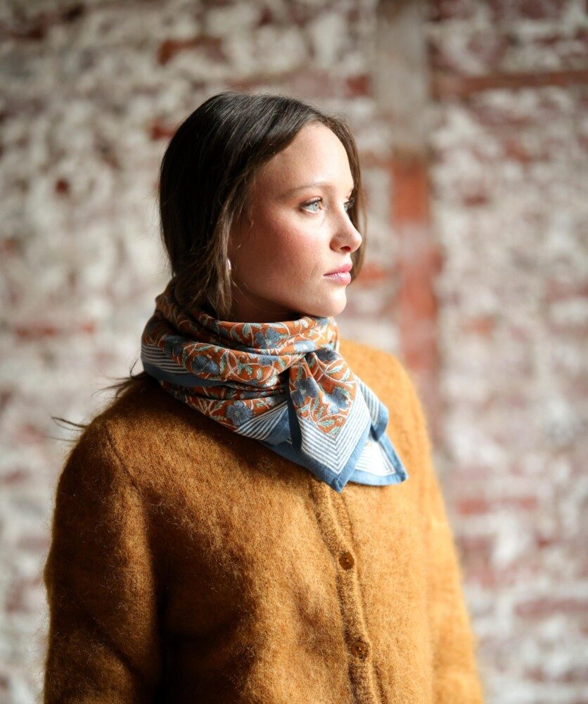 Foulard grand format – Pia Brique