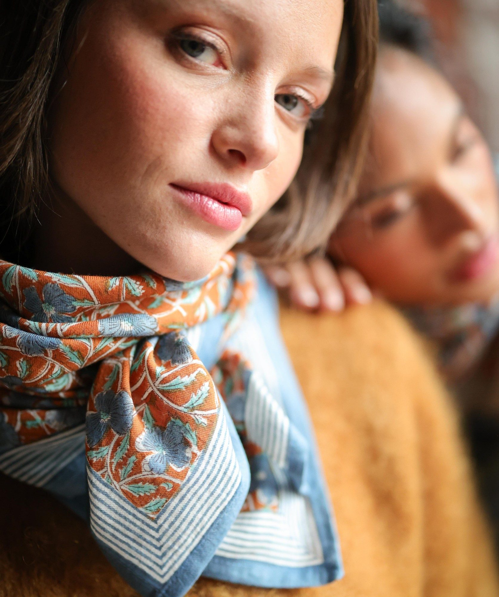 Foulard grand format – Pia Brique