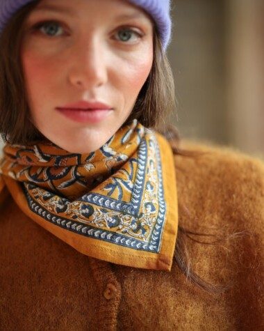 Foulard petit format – Jaya Safran