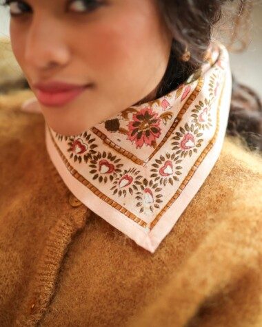 Foulard petit format – Mina Rose Poudre