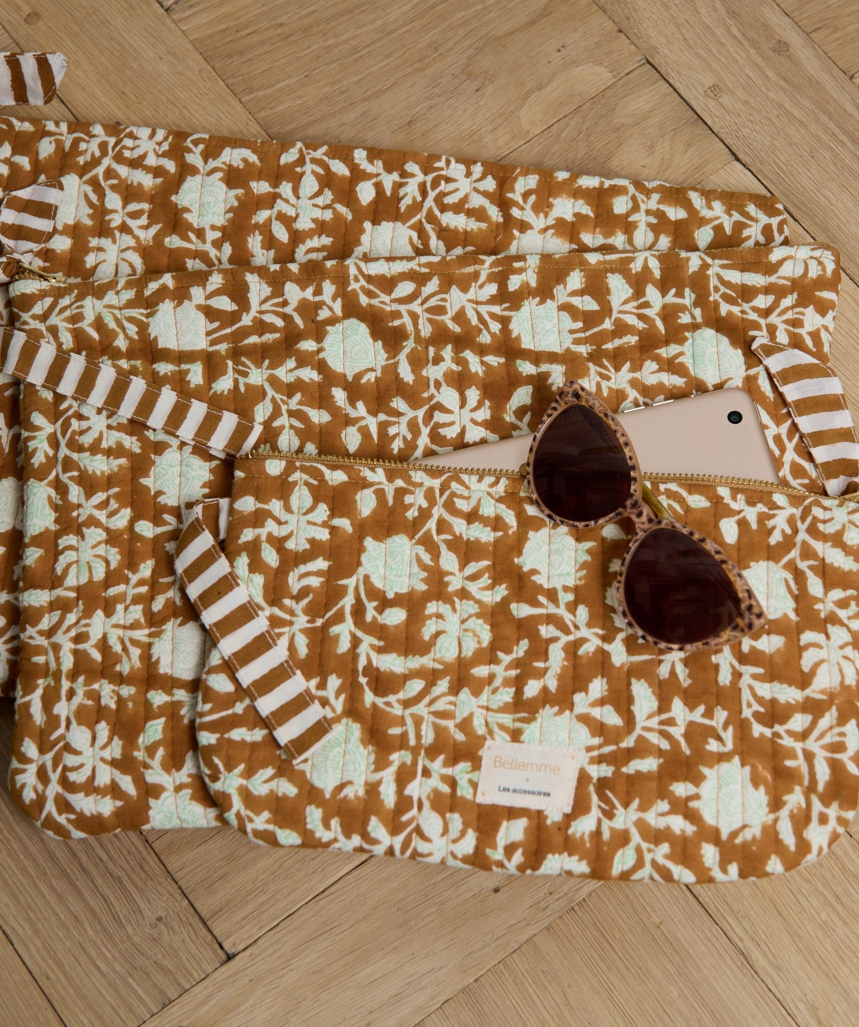 Pochette très grand format Harrison / 15′ – Kate Caramel