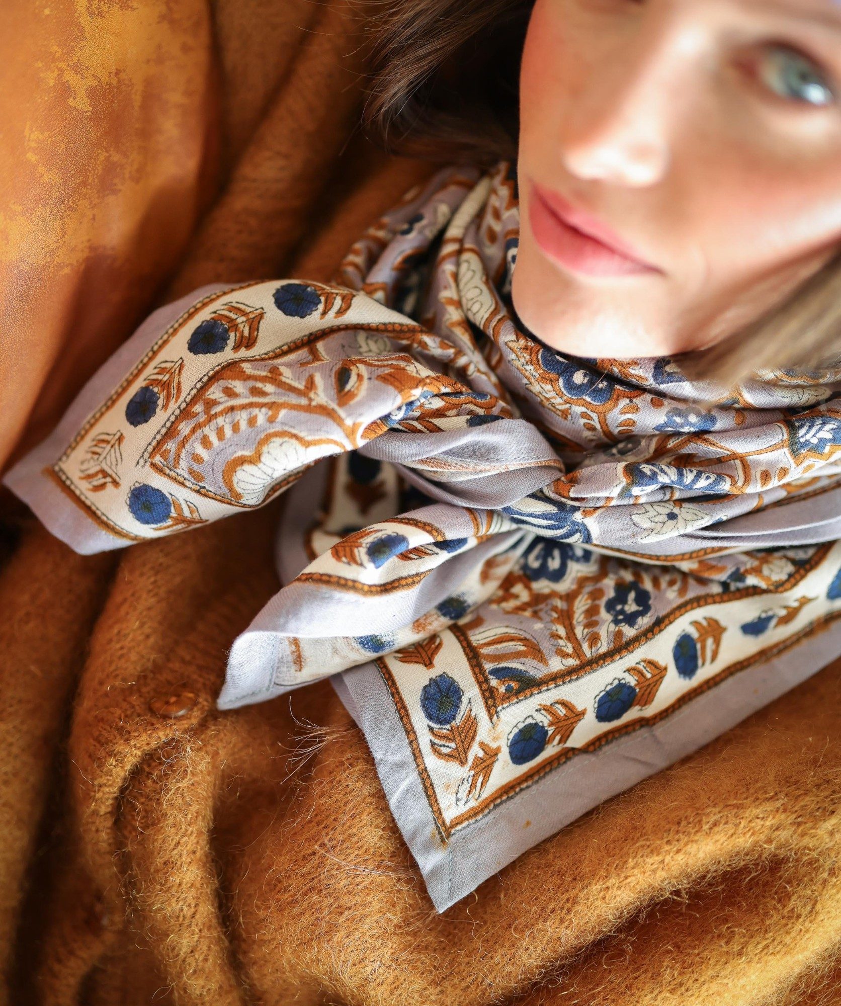 Foulard grand format – Taj Azur
