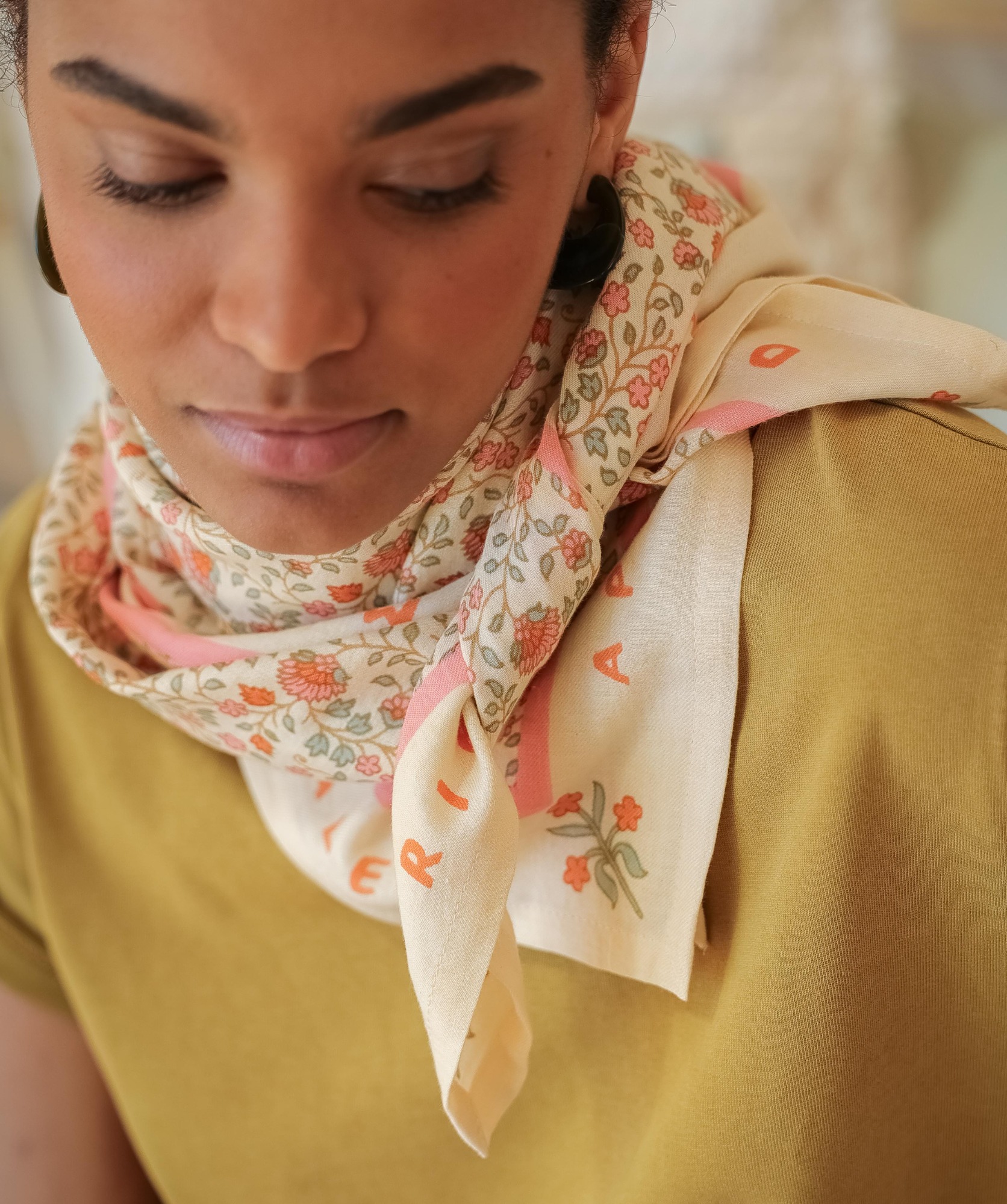 Foulard grand format – Rosa Sorbet d’Été