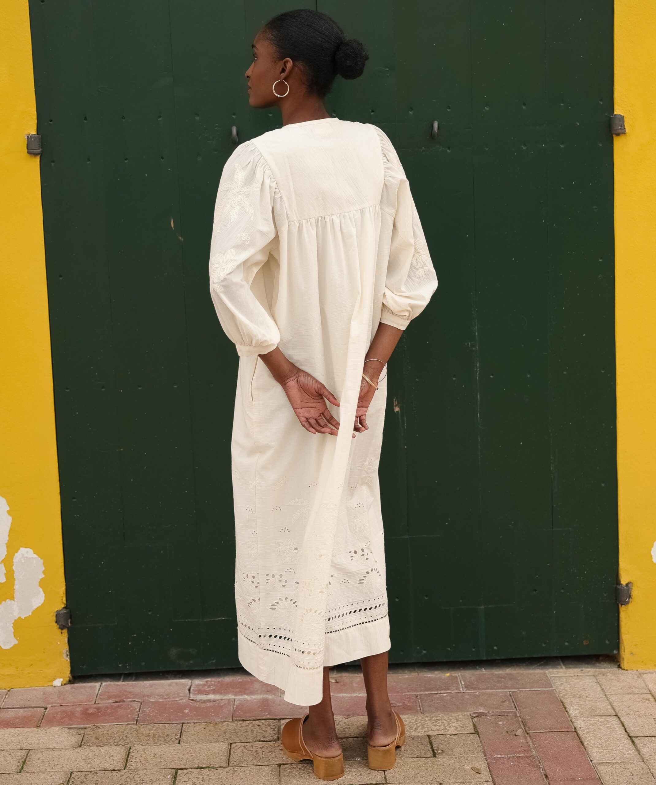 Robe Paz – Grège