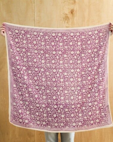 Foulard grand format – Anjali Bougainvillier