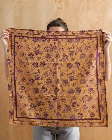 Foulard grand format – Antoinette Prune