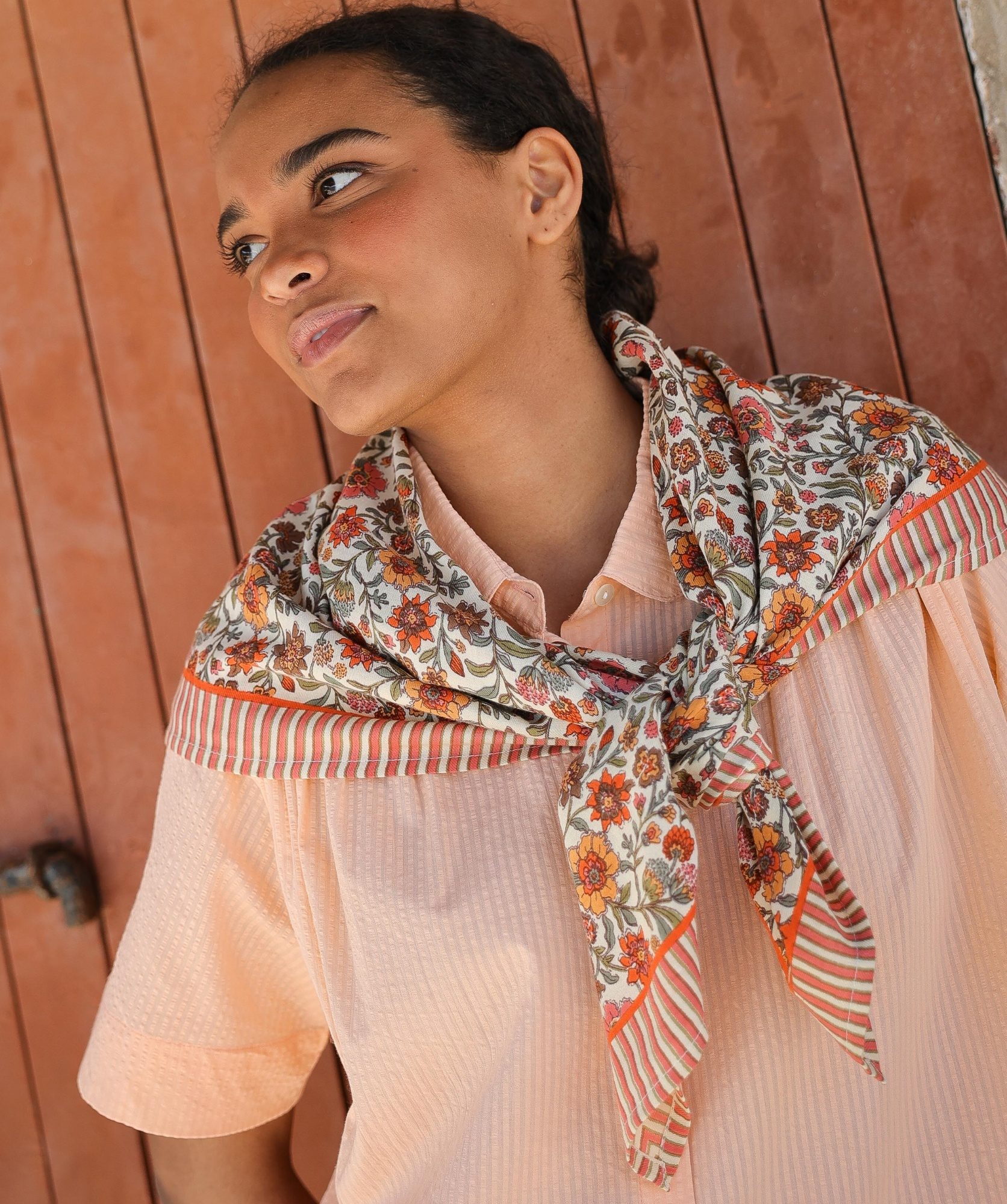 Foulard grand format – Ashley Pêche