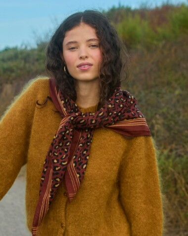 Foulard en laine grand format – Léopard Arizona