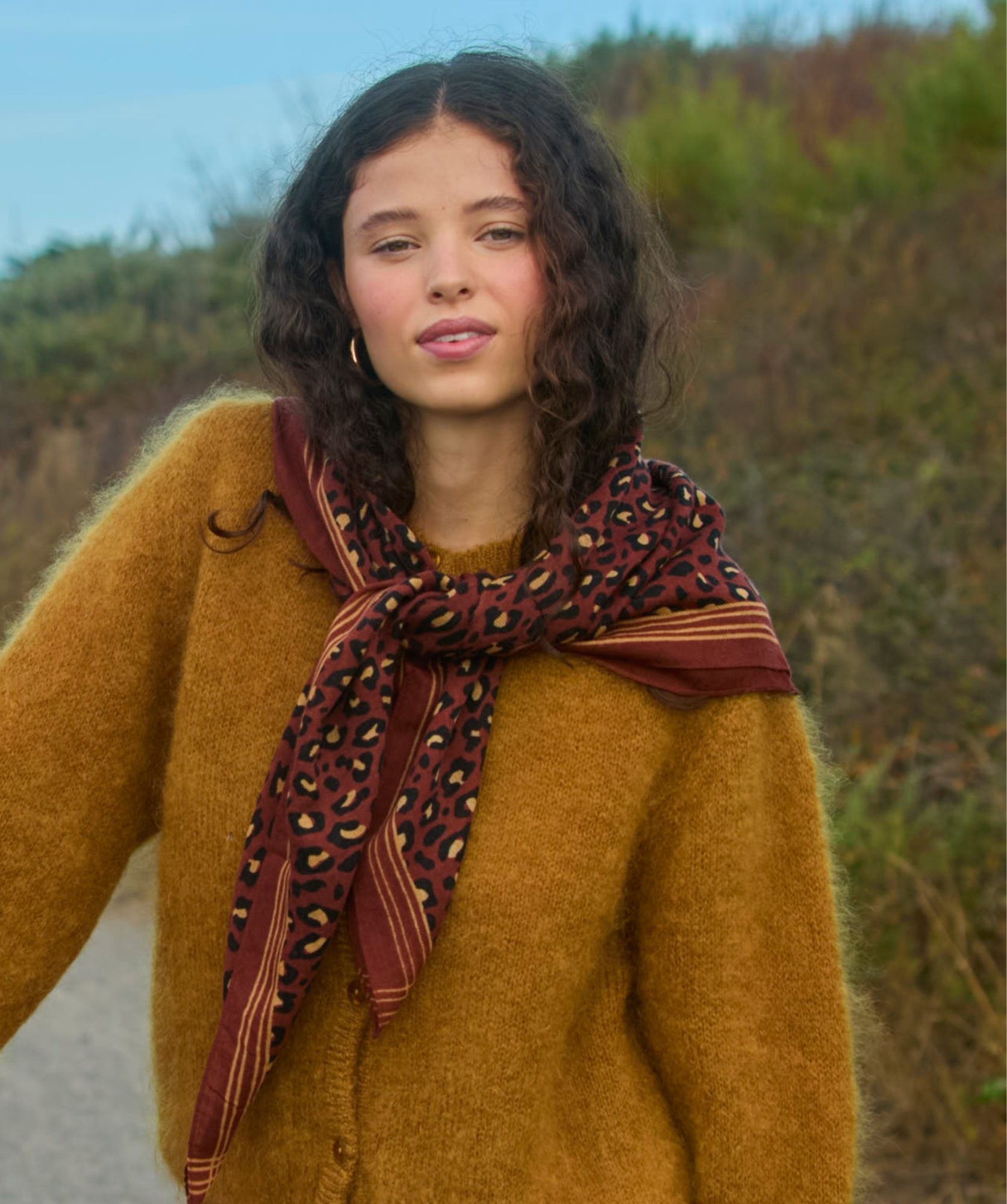 Foulard en laine grand format – Léopard Arizona